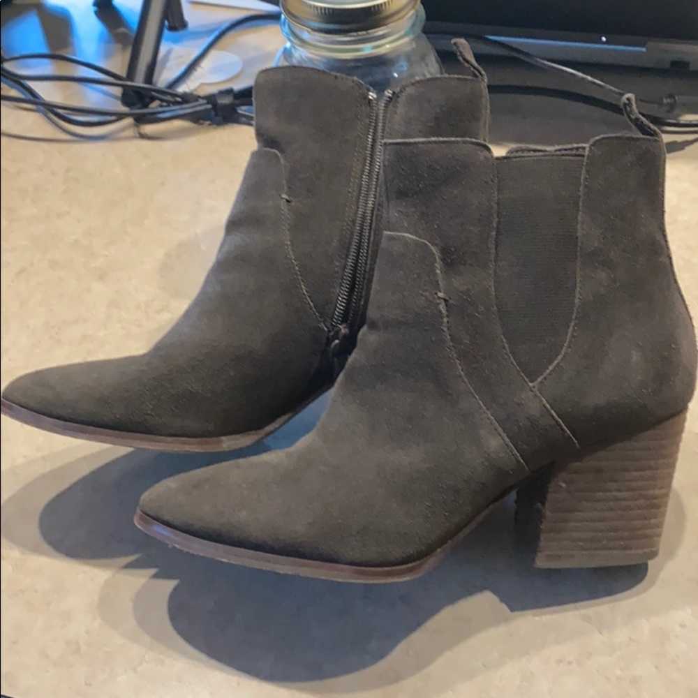 Ankle booties